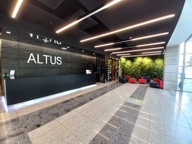 https://testowanko.medcanclinics.pl/wp-content/uploads/2025/02/lokal-katowice.jpg